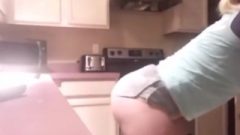 18yr Old Pawg Shaking Her Juicy Butt At Home